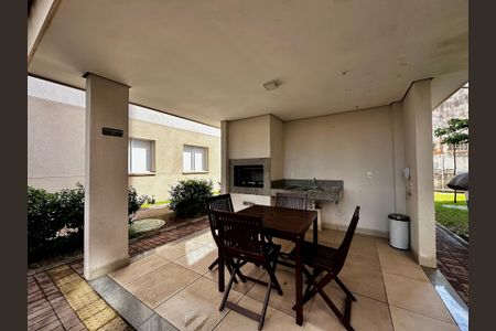 Apartamento para alugar com 32m², 2 quartos e sem vaga Apartamento para alugar com 32m², 2 quartos e sem vagaChurrasqueira