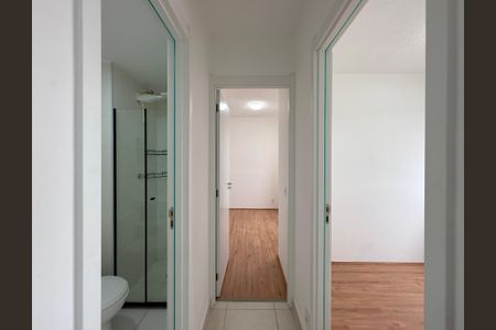 Apartamento para alugar com 32m², 2 quartos e sem vaga Apartamento para alugar com 32m², 2 quartos e sem vagaCorredor