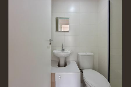 Apartamento para alugar com 32m², 2 quartos e sem vaga Apartamento para alugar com 32m², 2 quartos e sem vagaBanheiro