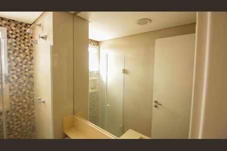 Apartamento à venda com 59m², 2 quartos e 2 vagas Apartamento à venda com 59m², 2 quartos e 2 vagasBanheiro da Suíte