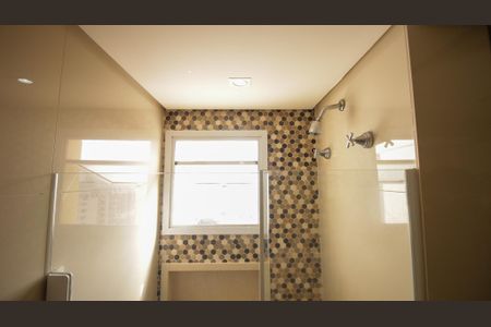 Apartamento à venda com 59m², 2 quartos e 2 vagas Apartamento à venda com 59m², 2 quartos e 2 vagasBanheiro da Suíte