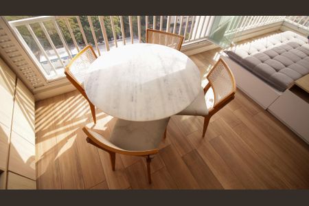 Apartamento à venda com 59m², 2 quartos e 2 vagas Apartamento à venda com 59m², 2 quartos e 2 vagasSala