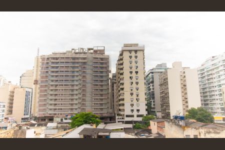 Vista da Sala de apartamento para alugar com 2 quartos, 56m² em Icaraí, Niterói