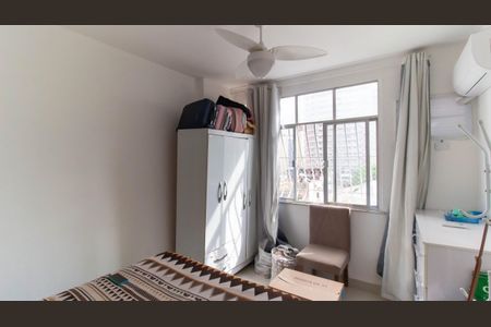 Quarto 2 de apartamento para alugar com 2 quartos, 56m² em Icaraí, Niterói