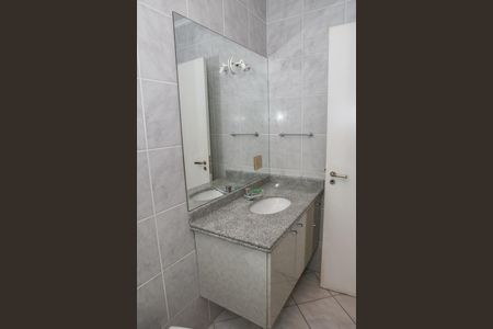 Casa para alugar com 239m², 3 quartos e 3 vagasBanheiro da Suíte 3