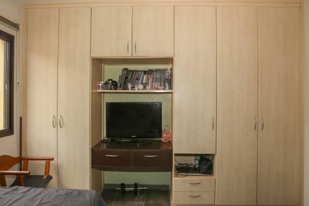 Casa para alugar com 239m², 3 quartos e 3 vagasSuíte 2