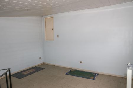 Casa para alugar com 239m², 3 quartos e 3 vagasSotão