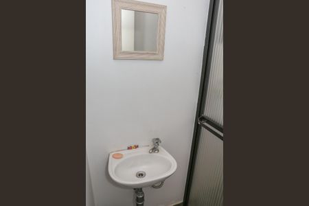 Casa para alugar com 239m², 3 quartos e 3 vagasBanheiro de serviço