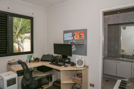 Casa para alugar com 239m², 3 quartos e 3 vagasSuíte 3