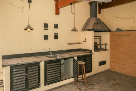 Casa para alugar com 239m², 3 quartos e 3 vagasChurrasqueira