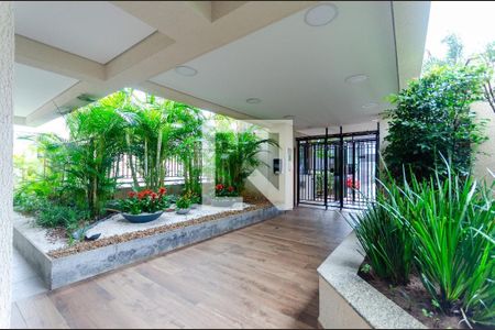 Apartamento à venda com 65m², 2 quartos e 2 vagasHall de entrada