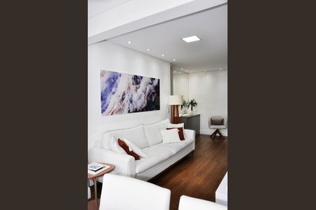 Apartamento à venda com 65m², 2 quartos e 2 vagasDetalhe - Sala