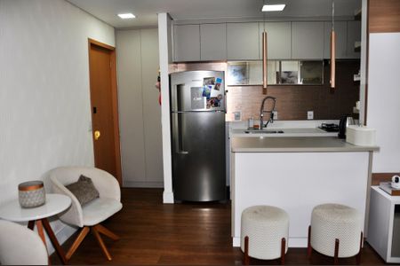 Apartamento à venda com 65m², 2 quartos e 2 vagasDetalhe - Cozinha Americana