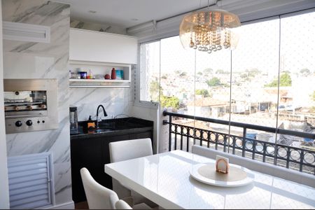 Apartamento à venda com 65m², 2 quartos e 2 vagasDetalhe - Varanda Gourmet