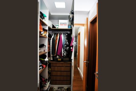 Apartamento à venda com 65m², 2 quartos e 2 vagasDetalhe - Closet