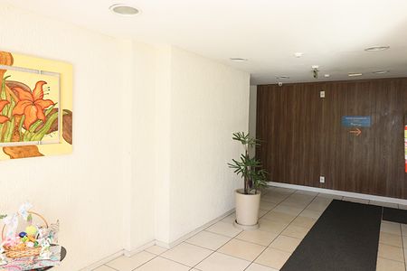 Apartamento à venda com 57m², 2 quartos e 1 vagaÁrea comum - hall de entrada