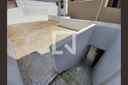 Casa para alugar com 283m², 4 quartos e 6 vagasTerraço