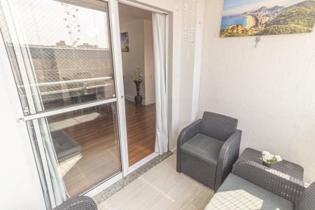 Apartamento para alugar com 72m², 2 quartos e 1 vaga Apartamento para alugar com 72m², 2 quartos e 1 vagaVaranda
