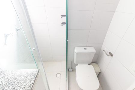 Apartamento para alugar com 72m², 2 quartos e 1 vaga Apartamento para alugar com 72m², 2 quartos e 1 vagaBanheiro da Suíte