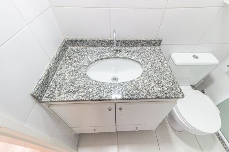 Apartamento para alugar com 72m², 2 quartos e 1 vaga Apartamento para alugar com 72m², 2 quartos e 1 vagaBanheiro