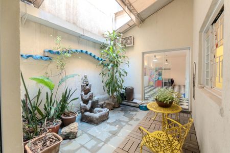 Apartamento à venda com 179m², 3 quartos e sem vagaQuintal