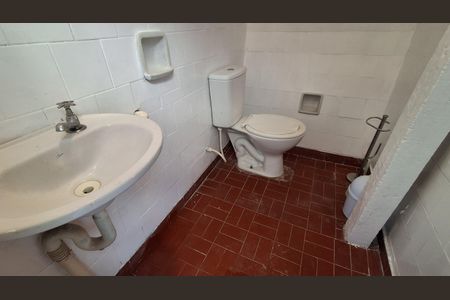 Banheiro  de casa para alugar com 1 quarto, 30m² em Nova Gerty, São Caetano do Sul