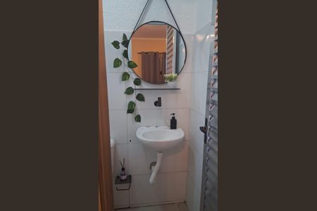 Banheiro de kitnet/studio para alugar com 1 quarto, 25m² em Vila Monteiro Lobato, Guarulhos