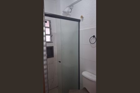 Banheiro de kitnet/studio para alugar com 1 quarto, 25m² em Vila Monteiro Lobato, Guarulhos