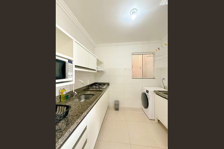 Apartamento para alugar com 75m², 2 quartos e 1 vagaCozinha