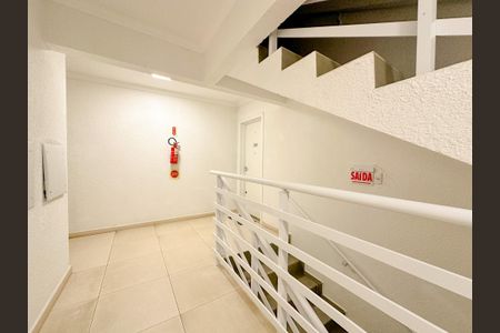 Apartamento para alugar com 75m², 2 quartos e 1 vagaHall social