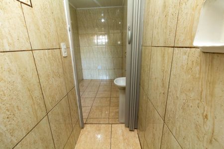 Casa para alugar com 40m², 1 quarto e sem vaga Casa para alugar com 40m², 1 quarto e sem vagaBanheiro