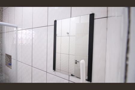 Banheiro de casa para alugar com 1 quarto, 30m² em Jardim Vila Formosa, São Paulo