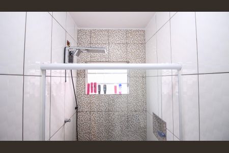 Banheiro de casa para alugar com 1 quarto, 30m² em Jardim Vila Formosa, São Paulo