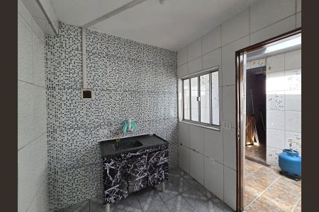 Casa para alugar com 80m², 3 quartos e sem vagaCozinha 