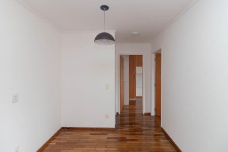 Sala de apartamento para alugar com 2 quartos, 58m² em Vila Gustavo, São Paulo