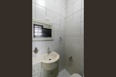 Casa à venda com 109m², 2 quartos e 2 vagasBanheiro da Suíte