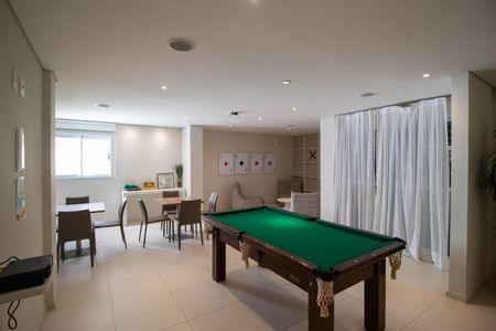 Apartamento à venda com 54m², 2 quartos e 1 vaga Apartamento à venda com 54m², 2 quartos e 1 vagaÁrea comum - Sala de jogos