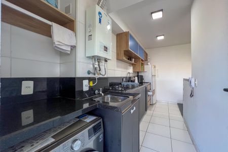 Apartamento à venda com 54m², 2 quartos e 1 vaga Apartamento à venda com 54m², 2 quartos e 1 vagaCozinha e Área de Serviço