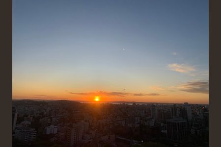 Studio à venda com 45m², 1 quarto e 1 vaga Studio à venda com 45m², 1 quarto e 1 vagaVista