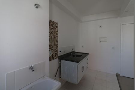 Apartamento para alugar com 44m², 2 quartos e 1 vaga Apartamento para alugar com 44m², 2 quartos e 1 vagaCozinha e Área de Serviço