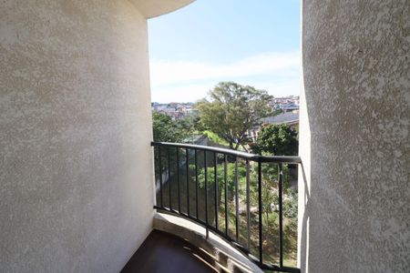 Sala de apartamento para alugar com 2 quartos, 50m² em Cidade das Flores, Osasco