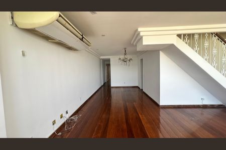 Apartamento para alugar com 280m², 3 quartos e 3 vagasSala