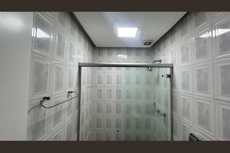 Apartamento para alugar com 280m², 3 quartos e 3 vagasBanheiro do Quarto 2