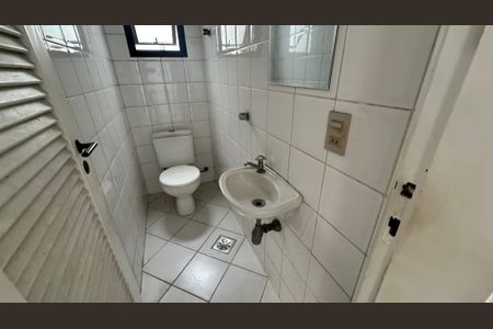 Apartamento para alugar com 280m², 3 quartos e 3 vagasBanheiro de serviço