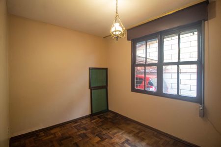 Casa à venda com 249m², 2 quartos e 5 vagas Casa à venda com 249m², 2 quartos e 5 vagasQuarto