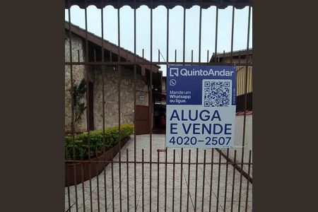 Casa à venda com 249m², 2 quartos e 5 vagas Casa à venda com 249m², 2 quartos e 5 vagasPlaca