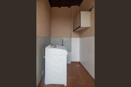 Casa à venda com 55m², 2 quartos e sem vagaÁrea de Serviço