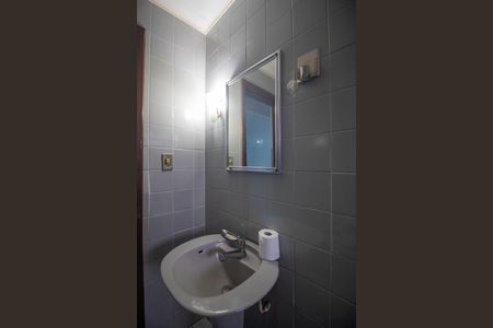 Casa à venda com 55m², 2 quartos e sem vagaBanheiro Social 1