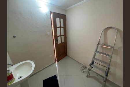 Casa à venda com 260m², 3 quartos e 3 vagas Casa à venda com 260m², 3 quartos e 3 vagasLavabo