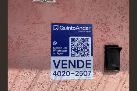 Casa à venda com 260m², 3 quartos e 3 vagas Casa à venda com 260m², 3 quartos e 3 vagasPlaca